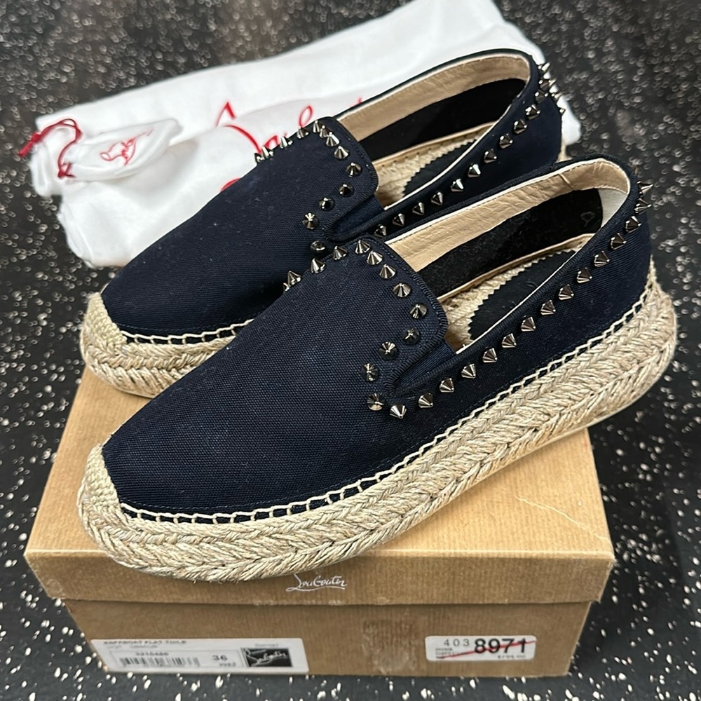 NWT Christian Louboutin Espaboat Flat